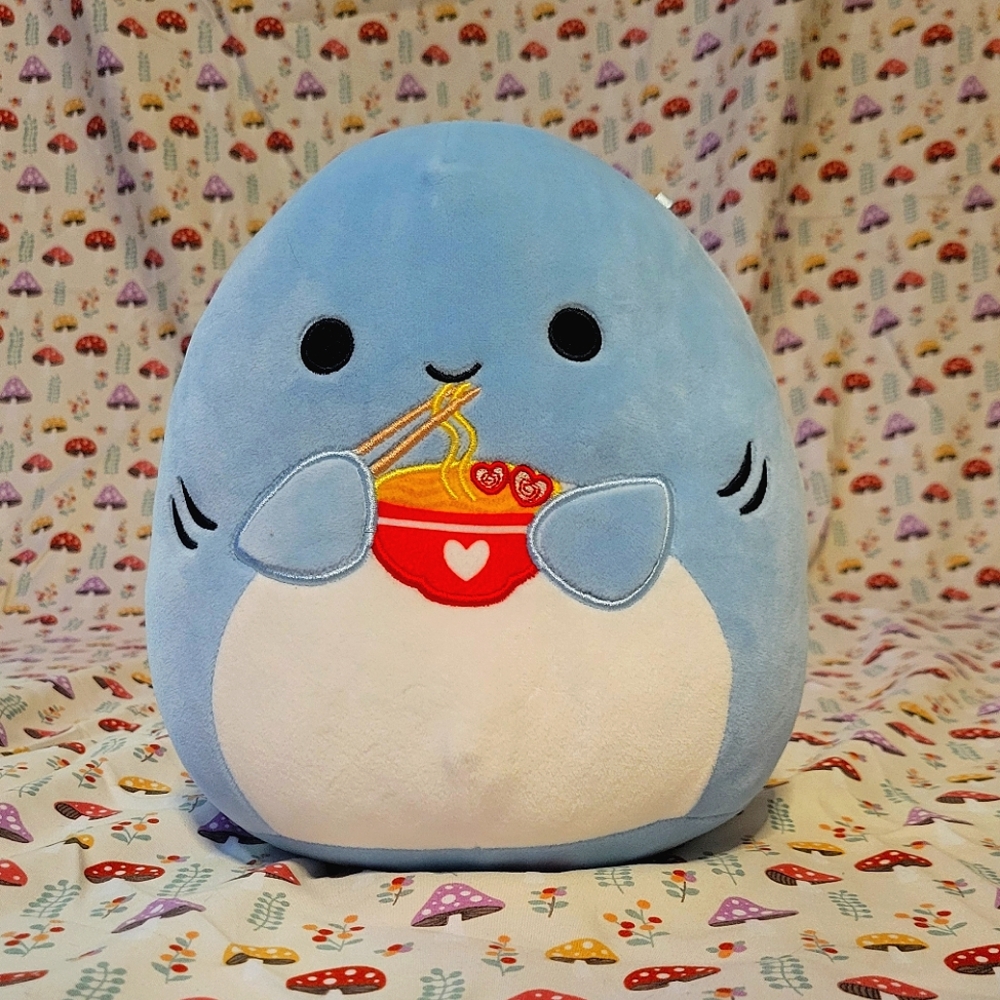 Squishmallows 8" Rey plush